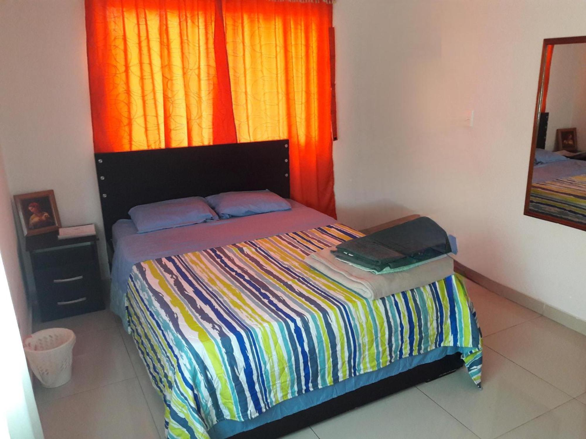 Casa 4 Apartment Medellin Ngoại thất bức ảnh